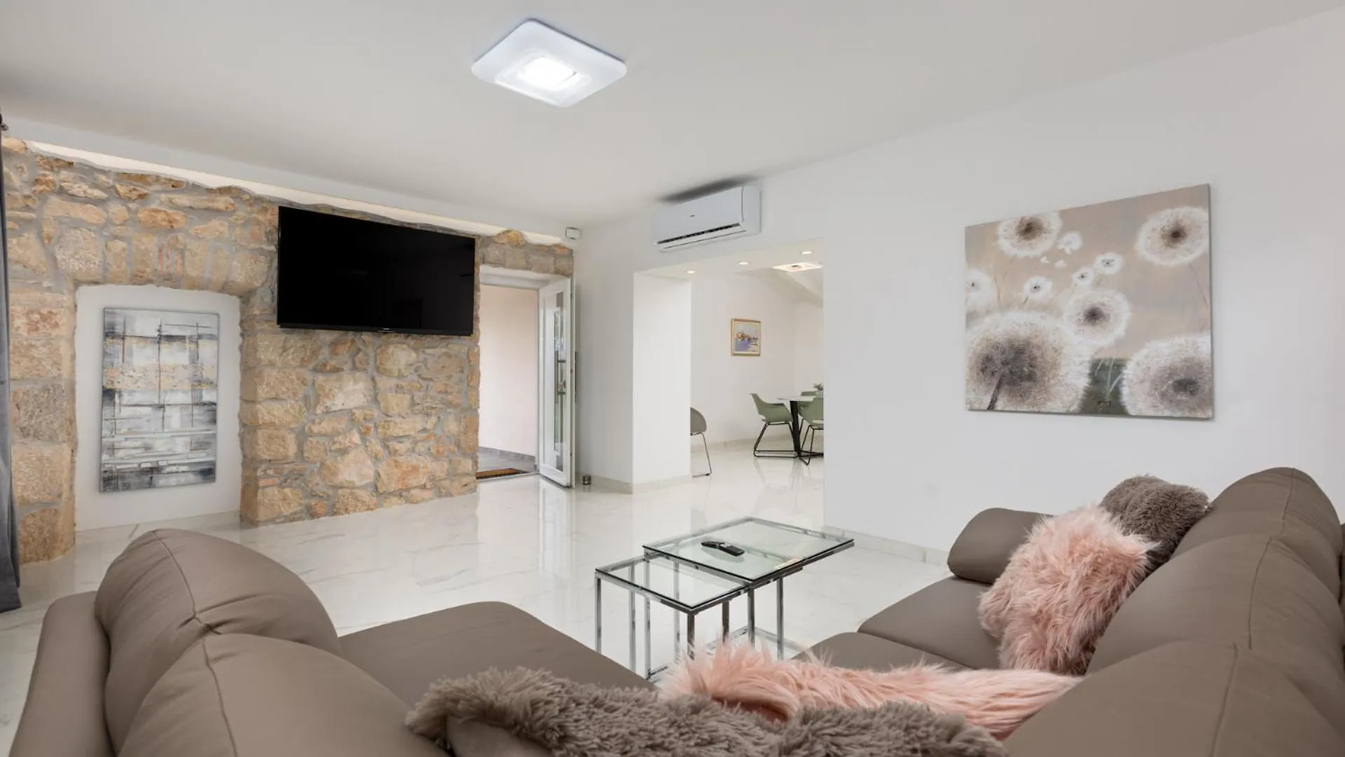 Adri Villa With Private Heated Pool, Jacuzzi, Sauna & Gym Kras 0*,  Croatia