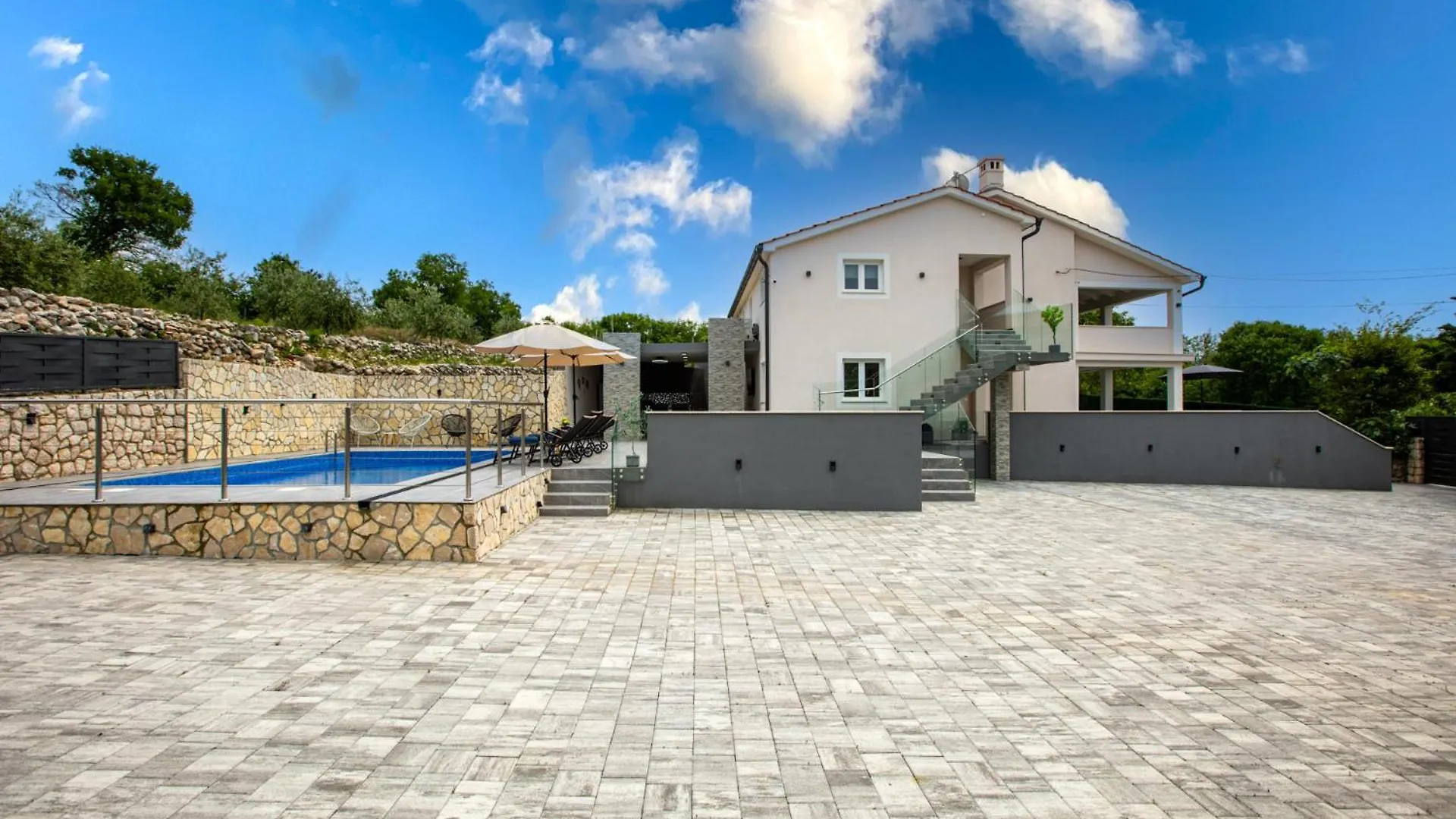 Adri Villa With Private Heated Pool, Jacuzzi, Sauna & Gym Kras Croatia