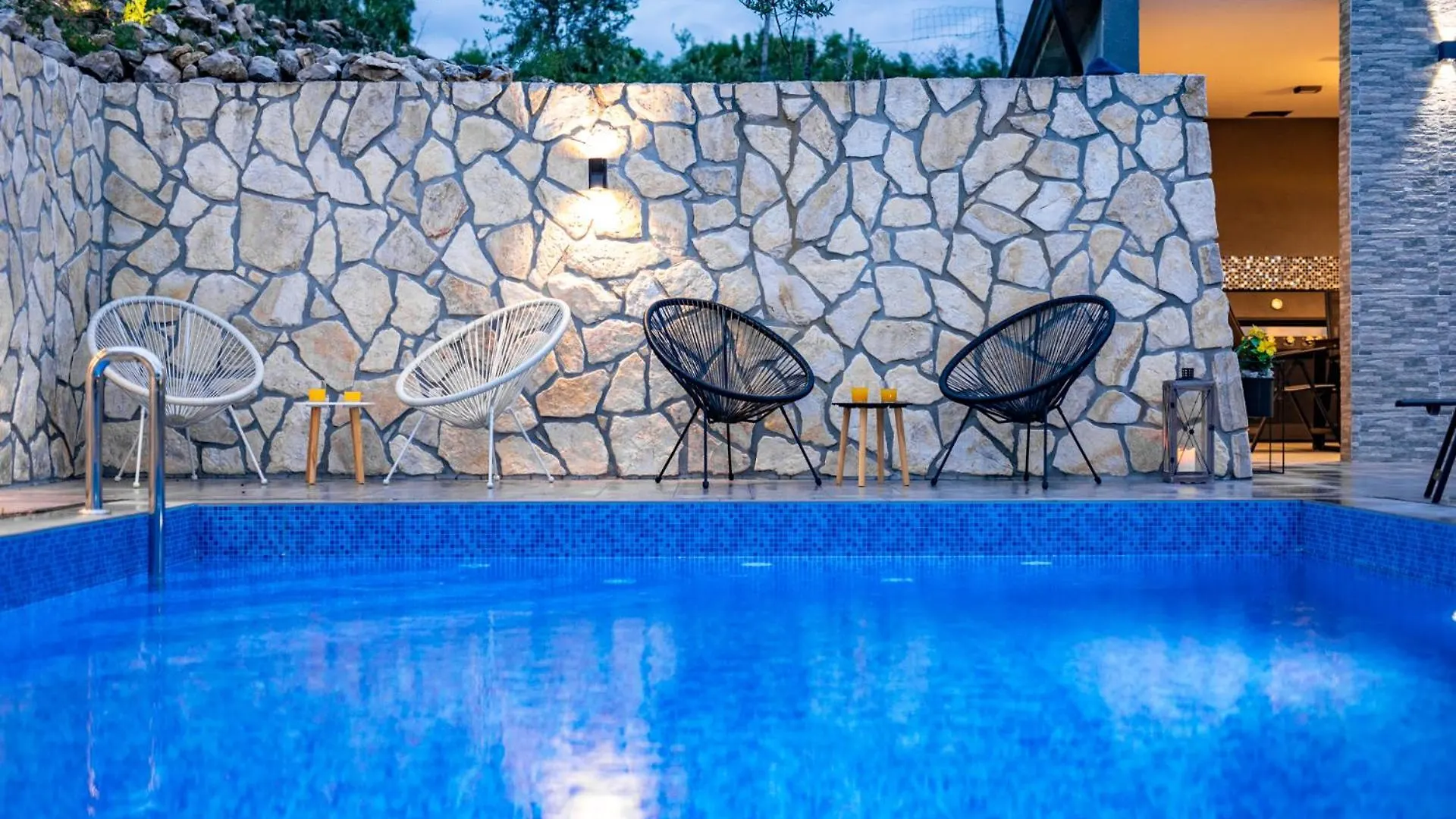 Adri Villa With Private Heated Pool, Jacuzzi, Sauna & Gym Kras