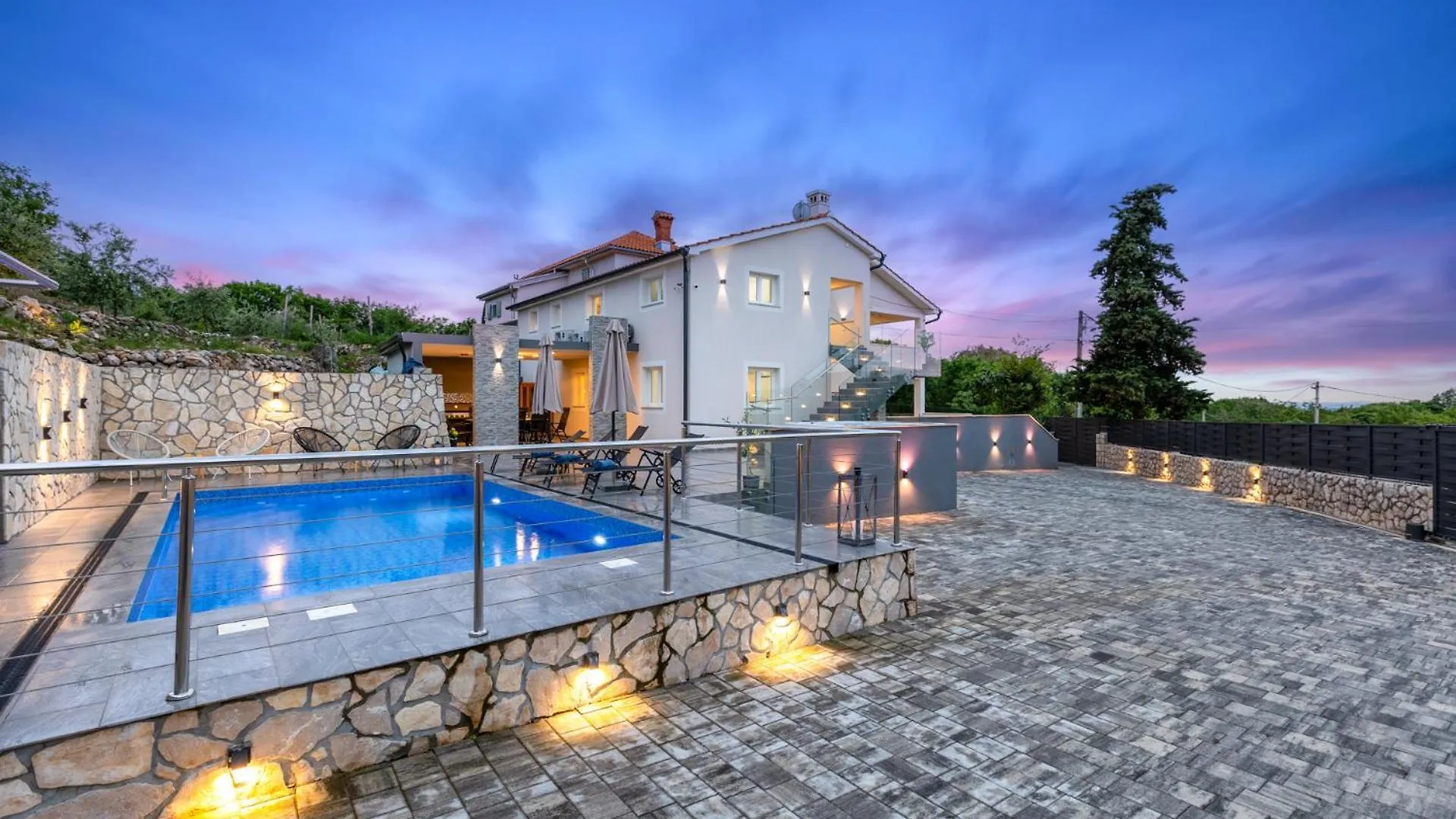 Adri Villa With Private Heated Pool, Jacuzzi, Sauna & Gym Kras 0*,