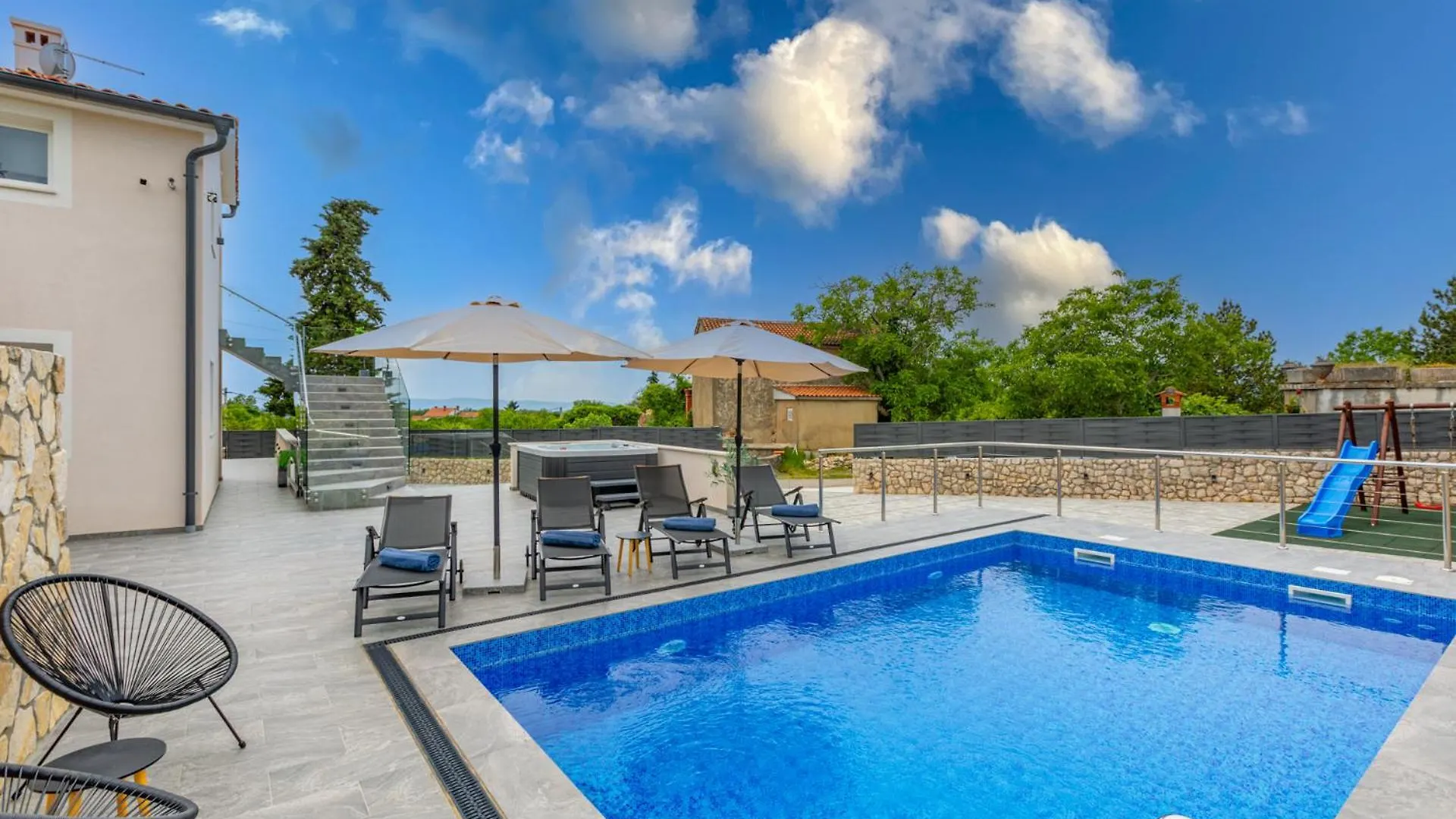 Adri Villa With Private Heated Pool, Jacuzzi, Sauna & Gym Kras